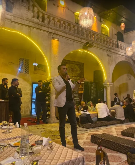 Tarihi Han Sıra Gecesi misafir masaları